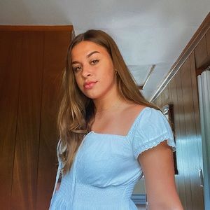 Meet your Posher, Dani